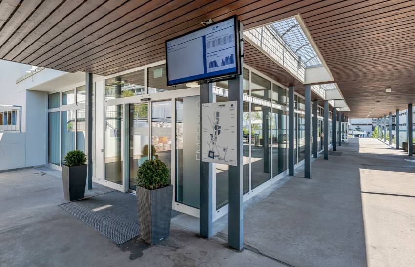 <p>Gebäude L</p>
