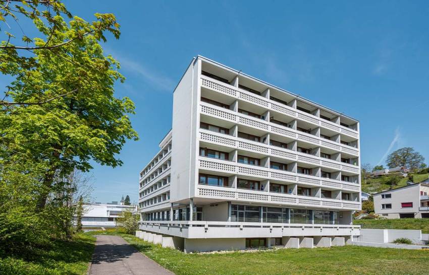 <p>Gebäude K<br
/>Wohnhaus</p>
