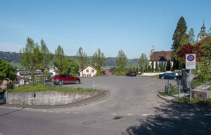 <p>P3 – Parkplatz Kommende</p>